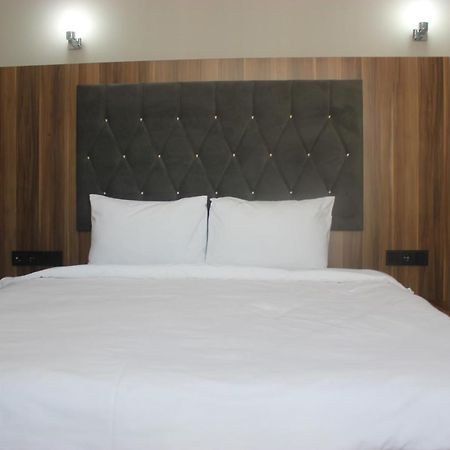 Ottoman Hotel Istanbul Airport Arnavutkoy Экстерьер фото